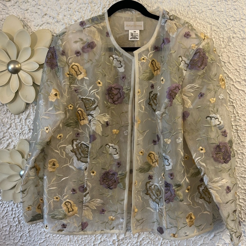 Vintage Kathryn Lyndsey rose embroidered jacket shell